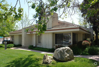 2800 Camino Dos Rios, Thousand Oaks, CA for sale Primary Photo- Image 1 of 1