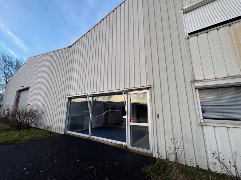 Office in Saint-Herblain to rent - Building Photo - Image 2 of 5