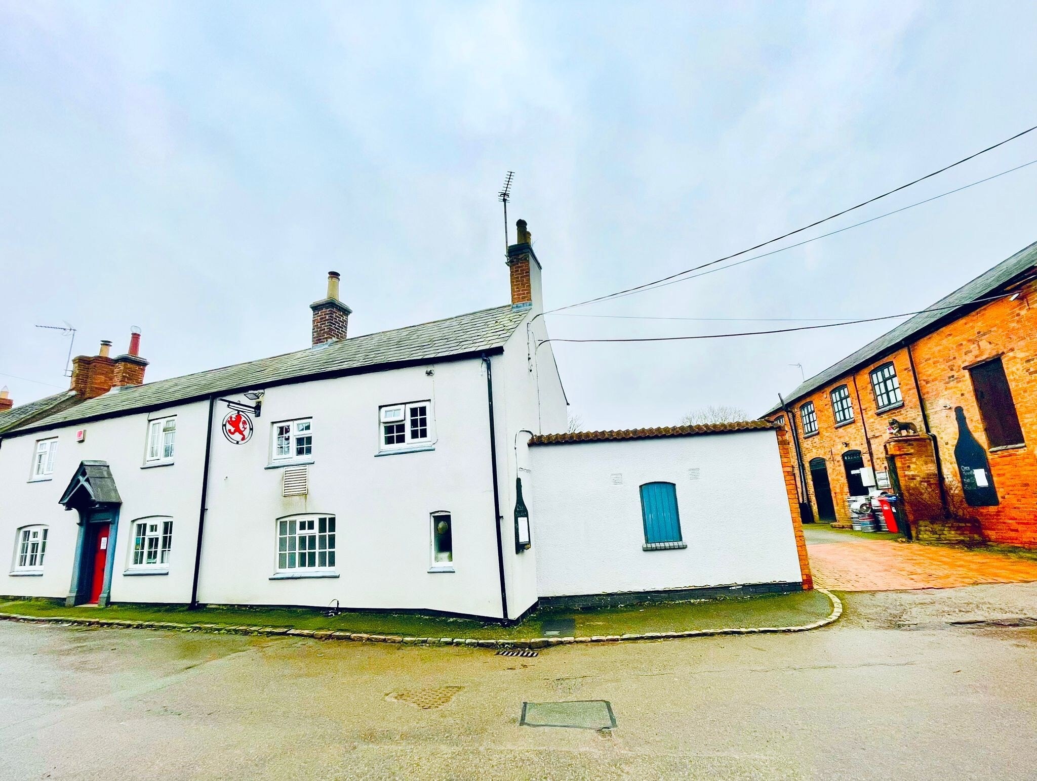 43 Welland Rise, Market Harborough for sale Primary Photo- Image 1 of 13