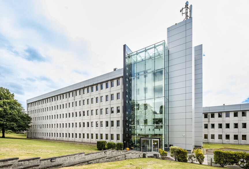 1 Warrington Rd, Warrington to rent - Building Photo - Image 1 of 26