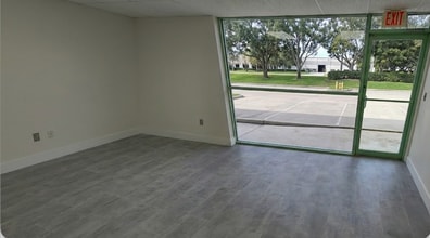 21113 Johnson St, Pembroke Pines, FL to rent Interior Photo- Image 1 of 4