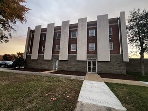 3220 Old Washington Rd, Waldorf, MD for rent Building Photo- Image 1 of 8