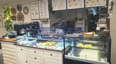 Retail in Madrid, Madrid to rent Interior Photo- Image 2 of 4