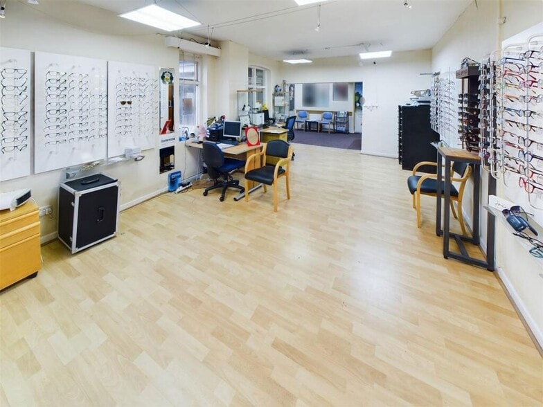 King St, Eastwood for sale - Building Photo - Image 3 of 47