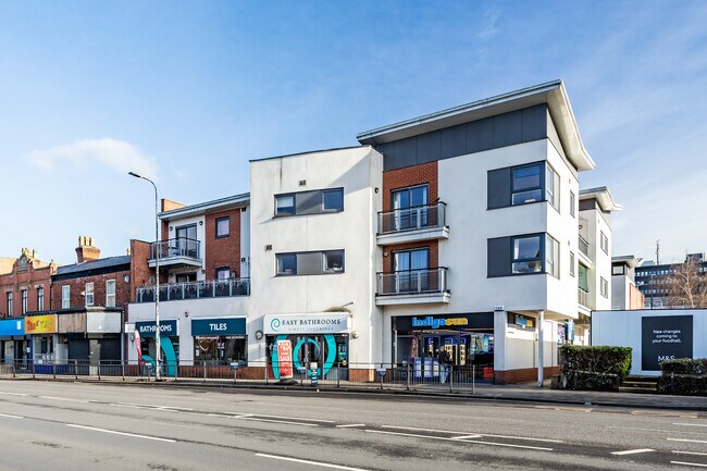 More details for 21 Washway Rd, Sale - Retail to Rent