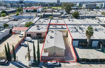 5429 Satsuma Ave, North Hollywood, CA for rent Building Photo- Image 1 of 15