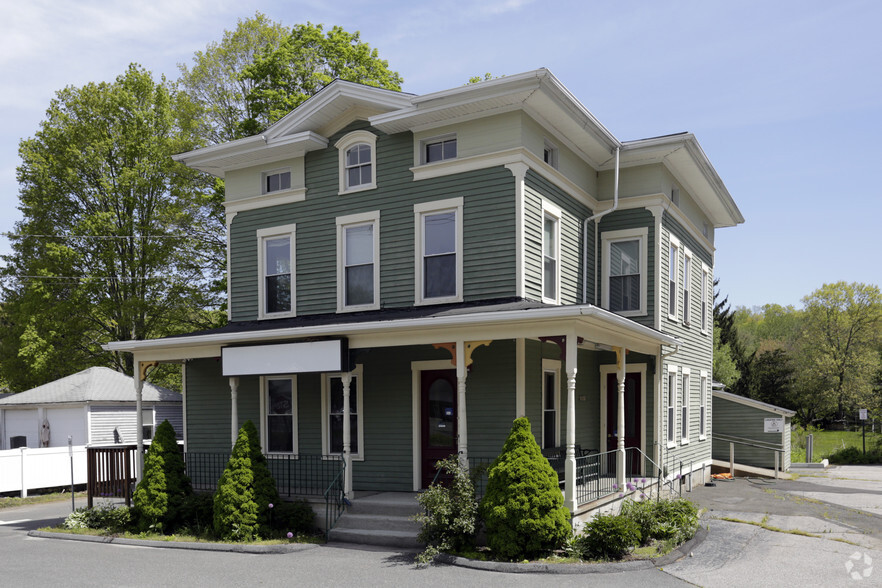 406 Main St, Monroe, CT for sale - Primary Photo - Image 1 of 1