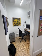 135 W 26th St, New York, NY for rent Interior Photo- Image 1 of 5