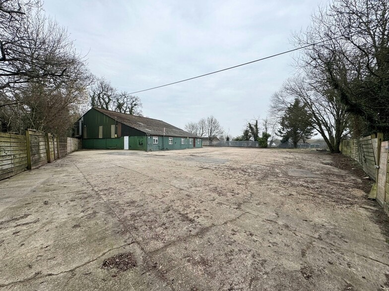 Thompsons Ln, Winchester to rent - Building Photo - Image 3 of 9