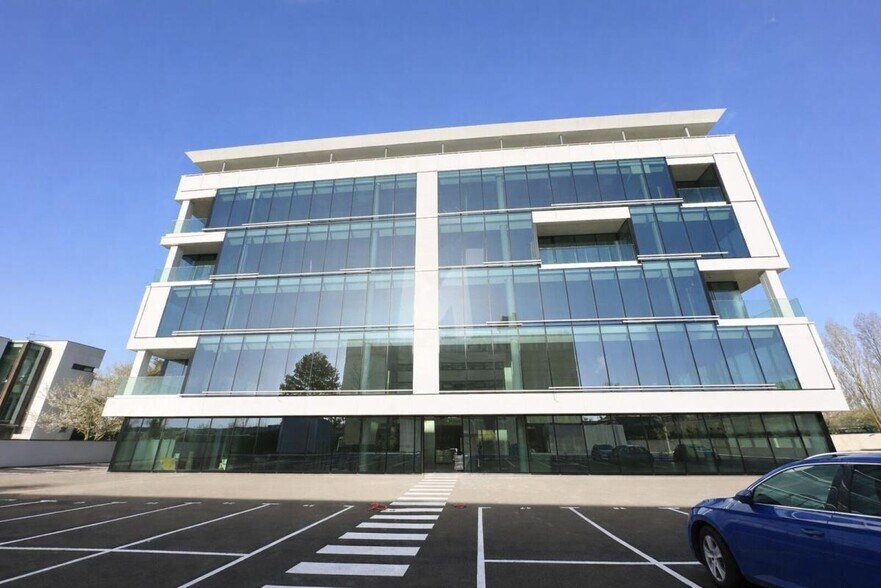 Office in Évry-Courcouronnes to rent - Building Photo - Image 2 of 17