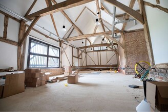 Barn D, High Wycombe for rent Interior Photo- Image 1 of 1