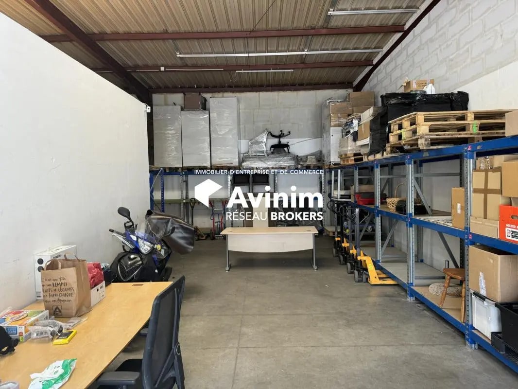 Industrial in Le Blanc-Mesnil to rent Interior Photo- Image 1 of 6