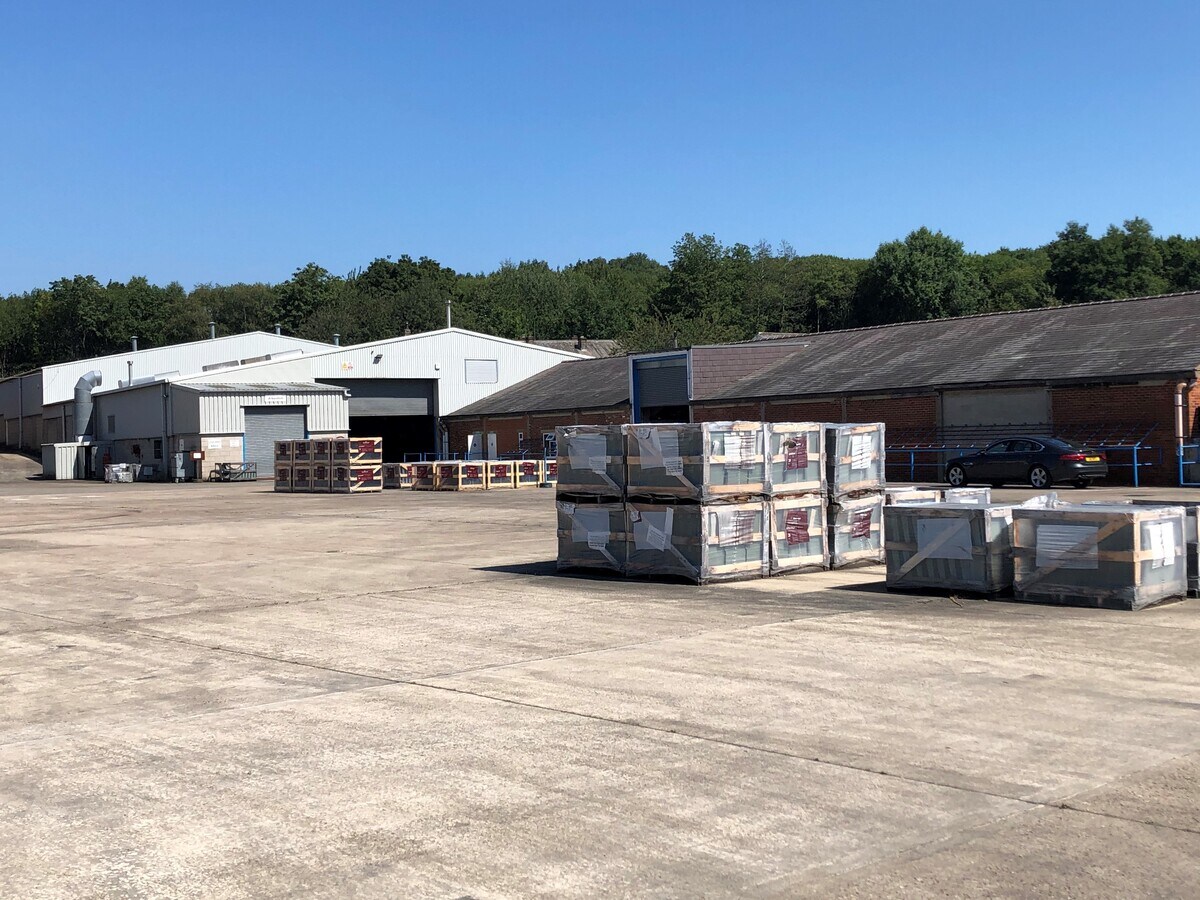 Spen Vale St, Heckmondwike WF16 0PS Industrial for Rent UK