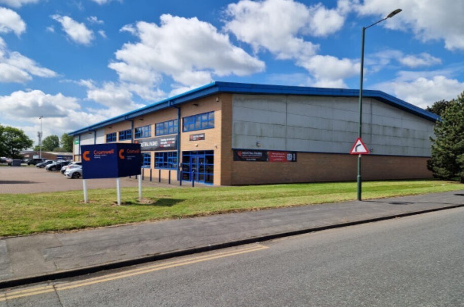 Estate Road No 6, Grimsby for sale Primary Photo- Image 1 of 1