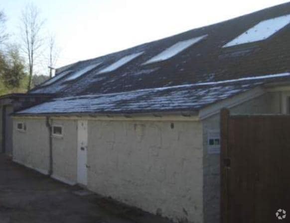 Crondall Rd, Farnham to rent - Building Photo - Image 3 of 5