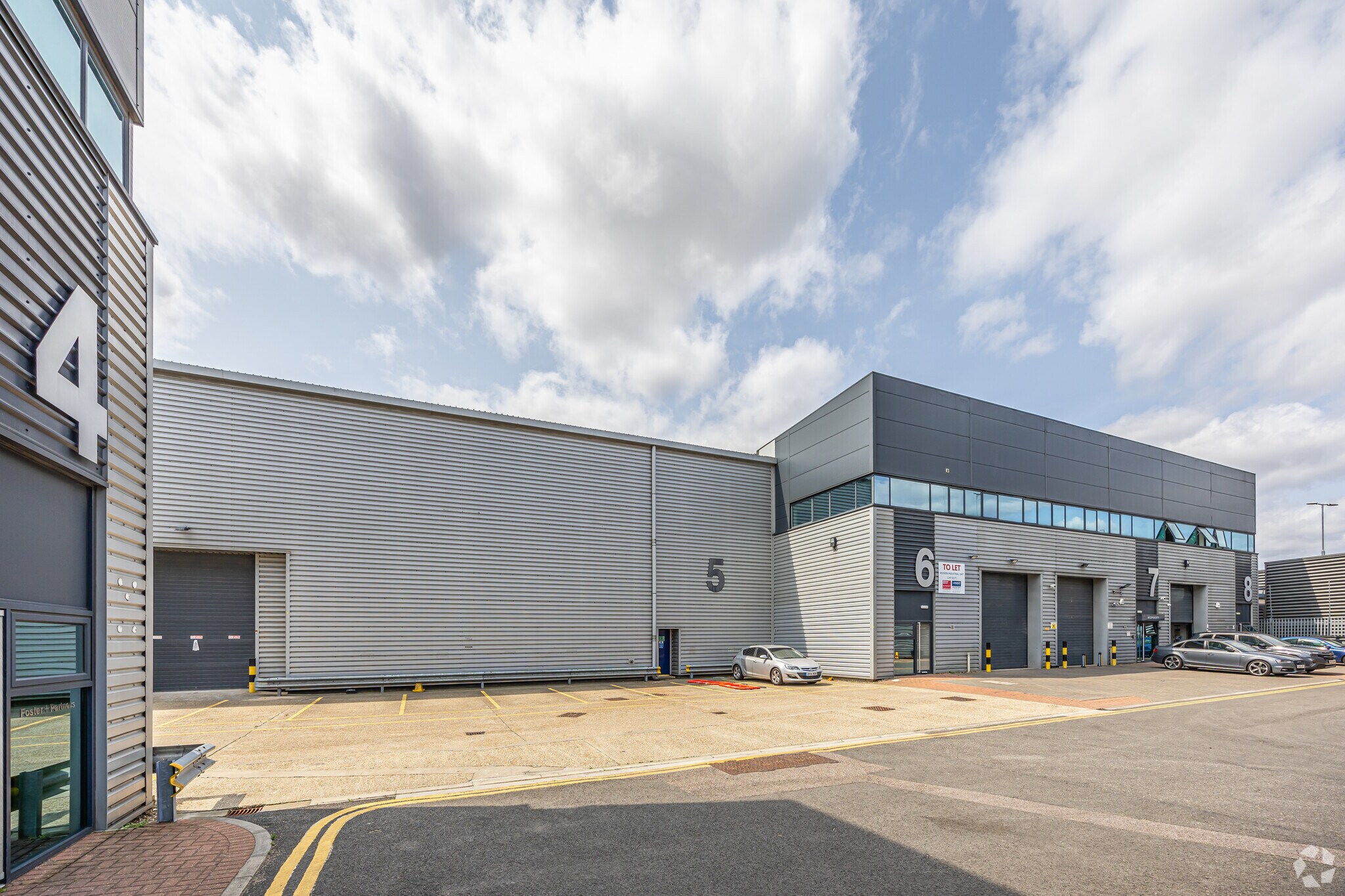 8 Stewarts Rd, London for sale Primary Photo- Image 1 of 1