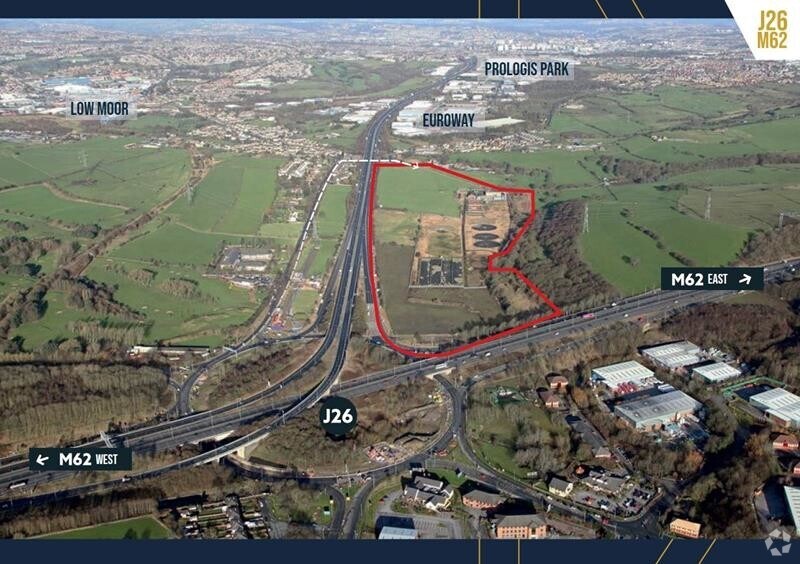 Junction 26 M62, Bradford for sale - Primary Photo - Image 1 of 1