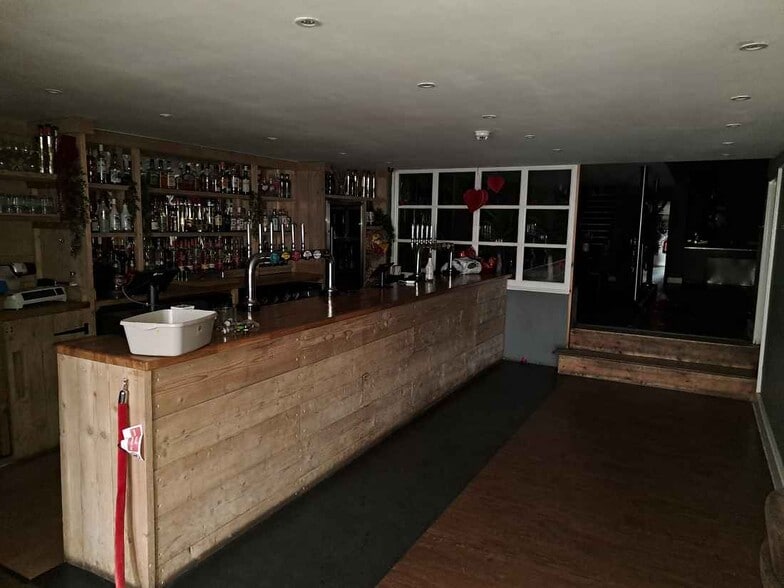 Newbury St, Wantage to rent - Interior Photo - Image 1 of 8