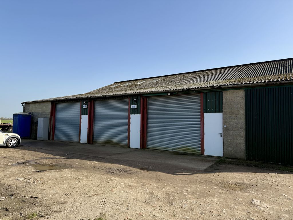 Church Rd, Warehorne to rent Building Photo- Image 1 of 1