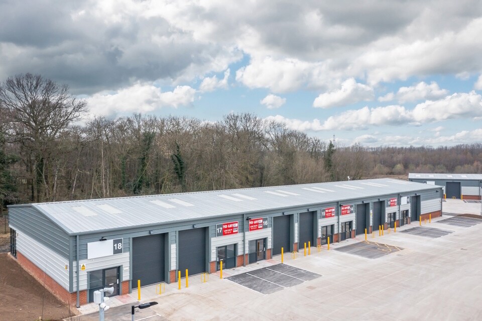 Dale Ct, South Kirkby for sale Primary Photo- Image 1 of 1