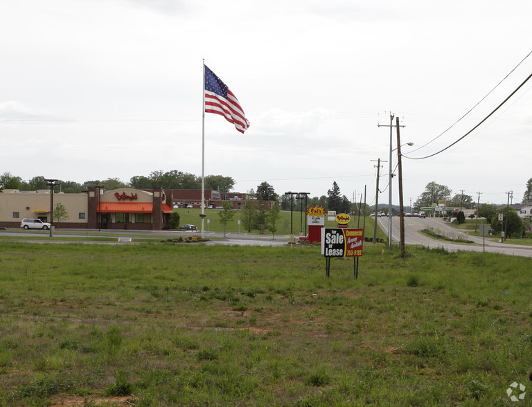 1196 E Jackson Blvd, Jonesborough, TN for sale - Primary Photo - Image 1 of 1