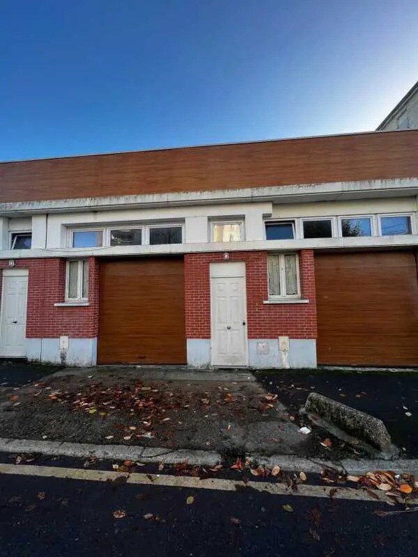 Light Industrial in Meaux for sale Building Photo- Image 1 of 13