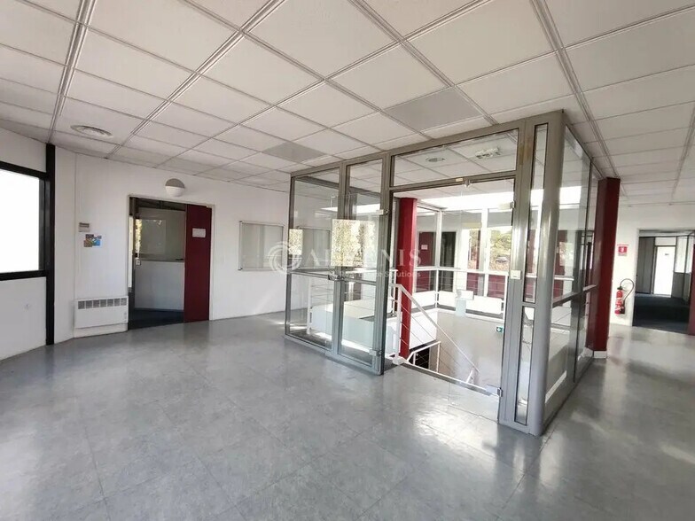 Office in Montpellier to rent - Interior Photo - Image 2 of 7
