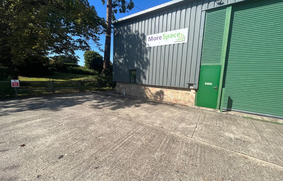Papworth Rd, Graveley to rent - Building Photo - Image 1 of 2