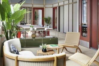 80 Goswell Rd, London to rent Interior Photo- Image 2 of 5