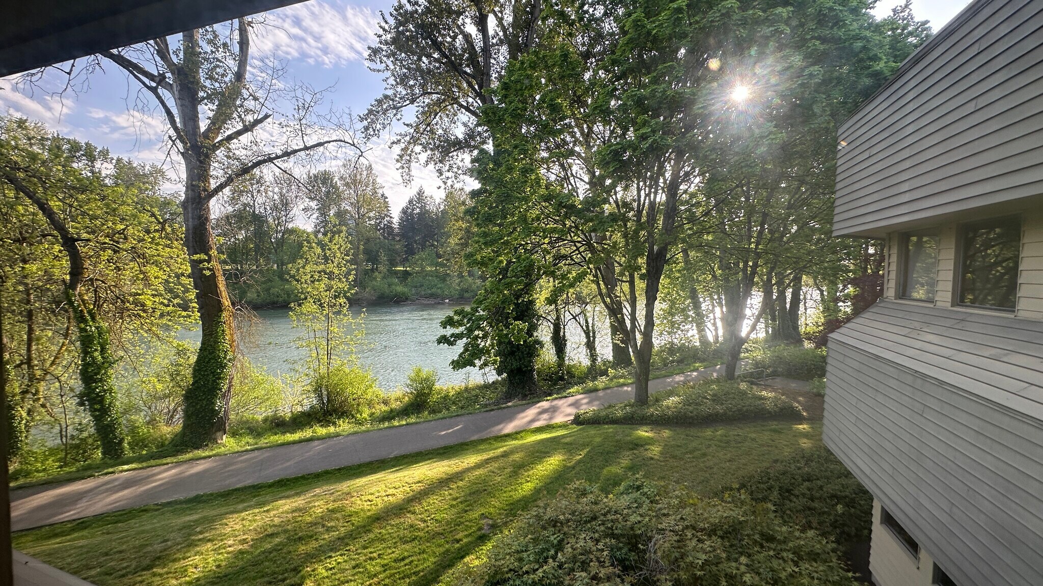 44-66 Club Rd, Eugene, OR for sale Building Photo- Image 1 of 1