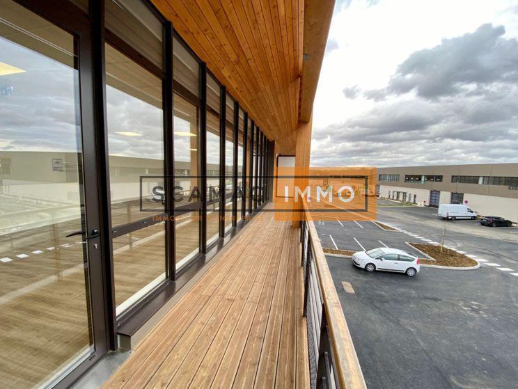 Location Local d'activités 3 203 m² - Photo 1