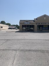 1412 SW 7 Hwy, Blue Springs, MO for rent Building Photo- Image 1 of 2