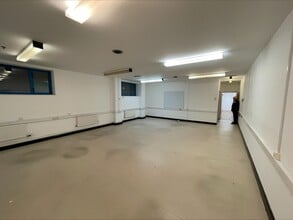 120 Broughton St, Manchester to rent Interior Photo- Image 1 of 6