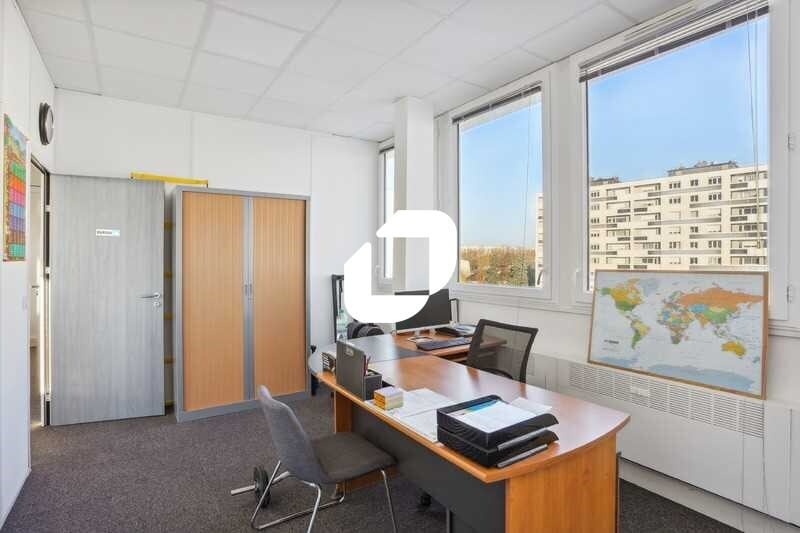 157 Rue Des Blains, Bagneux to rent - Building Photo - Image 3 of 30