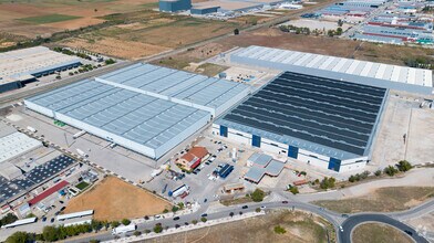 Industrial in Alovera, Guadalajara to rent Interior Photo- Image 2 of 21