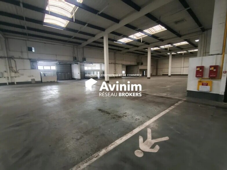 Industrial in Bonneuil-sur-Marne to rent - Interior Photo - Image 2 of 9