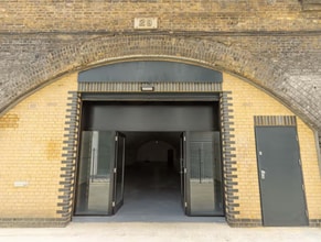 Miles St, London to rent Building Photo- Image 1 of 2