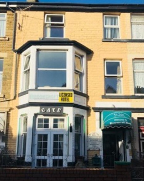 10 Palatine Rd, Blackpool for sale - Primary Photo - Image 1 of 1