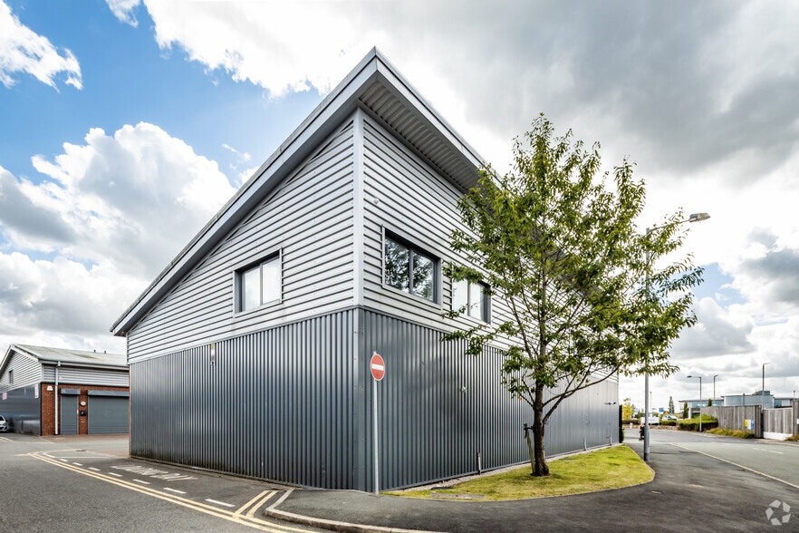 Barnes Wallis Way, Chorley to rent - Building Photo - Image 2 of 2