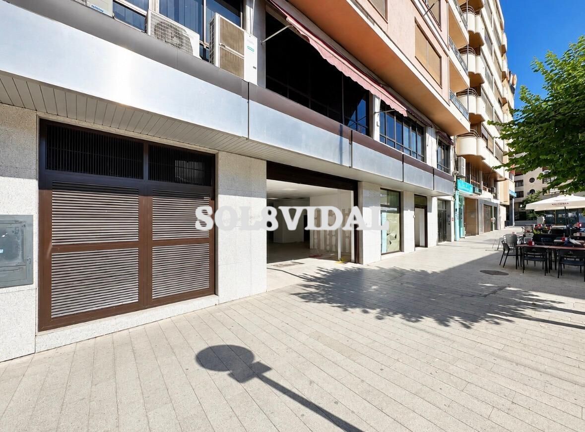Carrer Calderón de la Barca, 7, Orihuela, Alicante to rent Primary Photo- Image 1 of 12