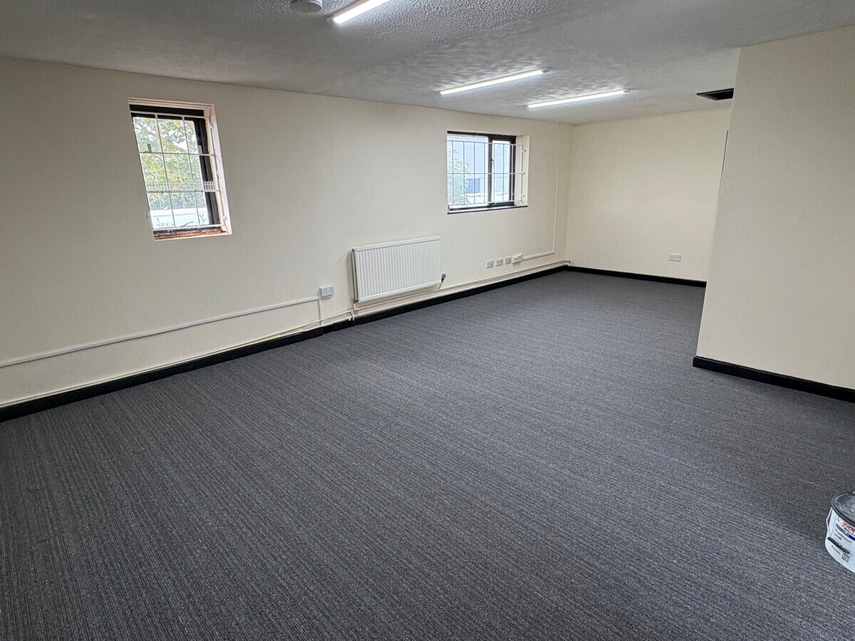 Radcliffe Rd, Southampton, HAM SO14 0PH - Unit 9 - - Interior Photo - Image 1 of 11