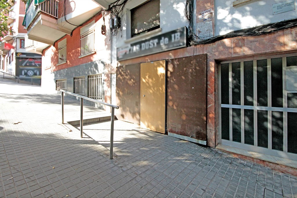 Santa Coloma de Gramenet, BAR 08921 - - - Floor Plan - Image 2 of 2