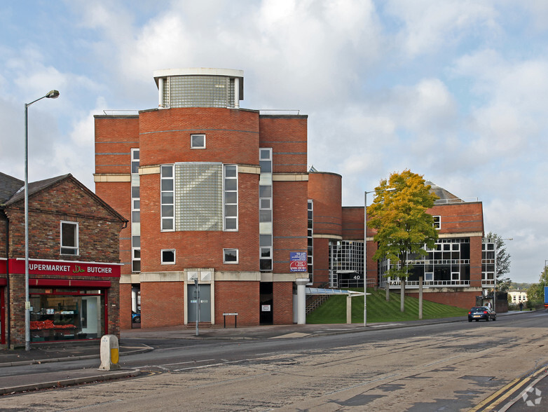 40 Oxford Rd, High Wycombe for rent - Building Photo - Image 3 of 4