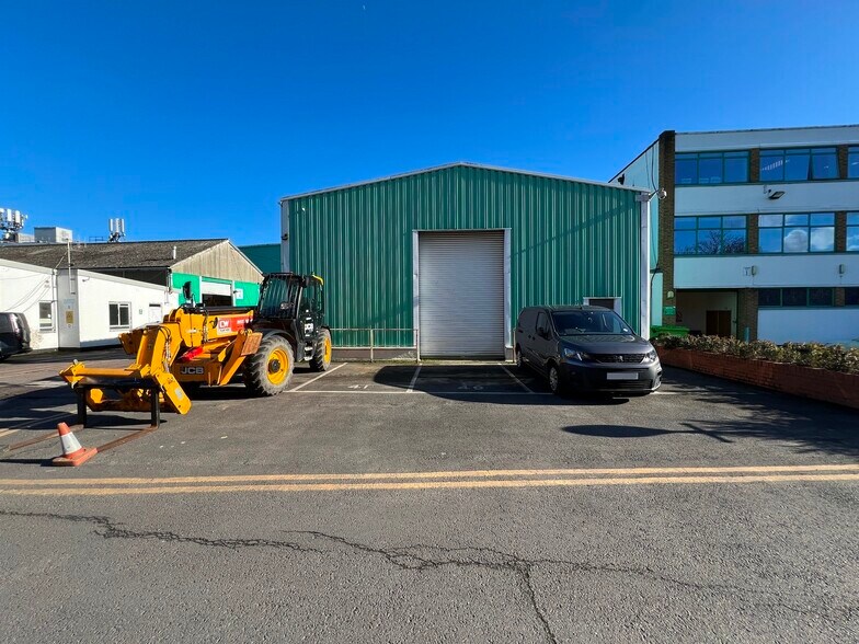 Restmor Way, Wallington for sale - Building Photo - Image 1 of 1