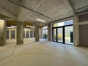 Industrial in Ivry-sur-Seine to rent Interior Photo- Image 2 of 11