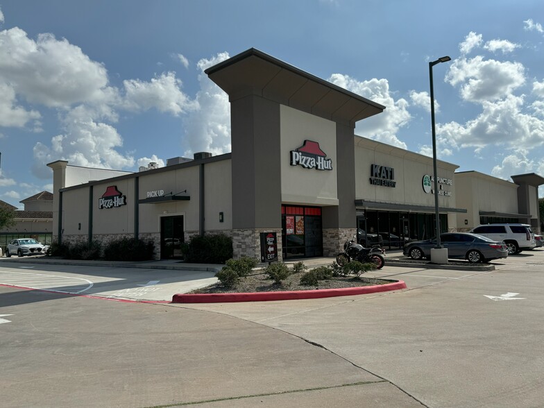 8102-9825 S Mason Rd, Richmond, TX for rent - Building Photo - Image 2 of 5