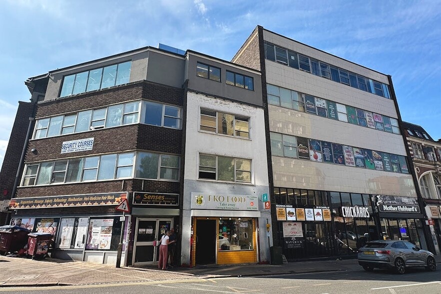 28-34 Chapel St, Luton to rent - Building Photo - Image 2 of 2