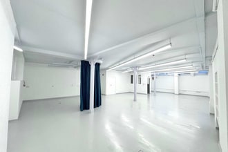 41B Charterhouse Sq, London to rent Interior Photo- Image 2 of 3