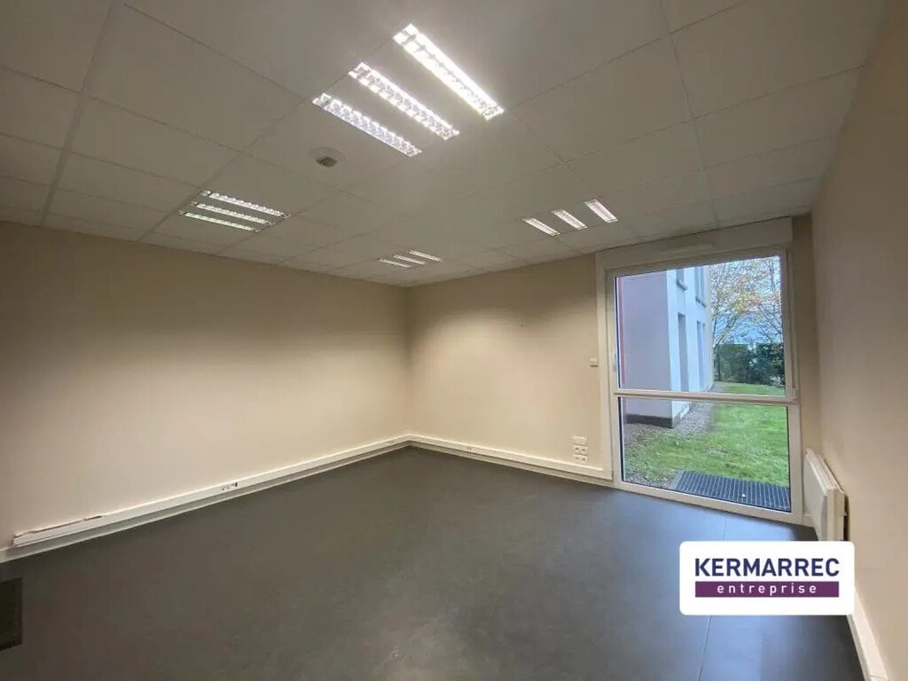 Location Bureaux 46 m² à 166 m² - Photo 1