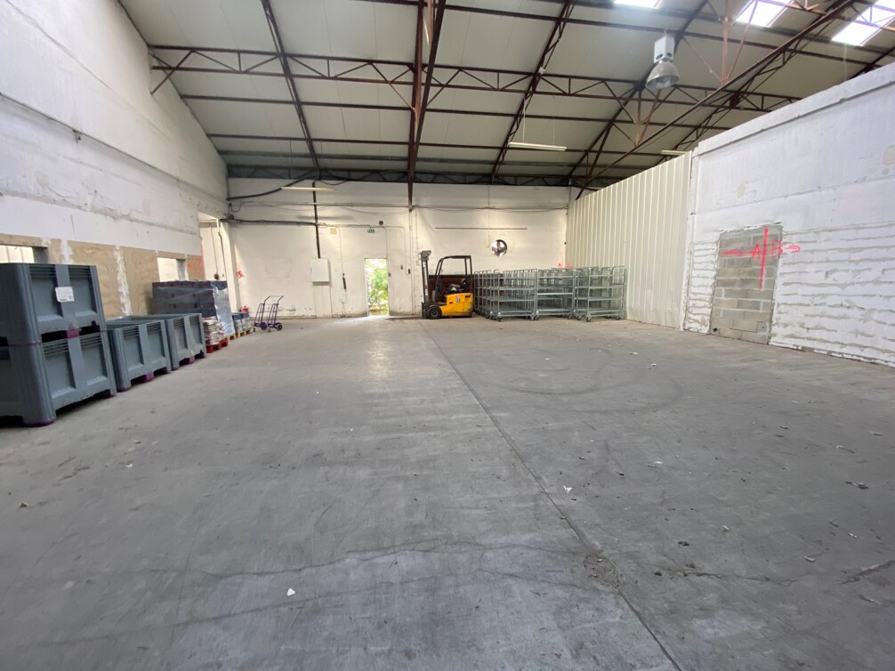 Industrial in La Seyne-sur-Mer to rent Interior Photo- Image 1 of 5
